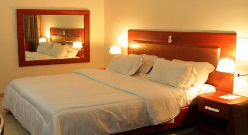 Golden Tulip Warri Airport Hotel Effurun Luaran gambar